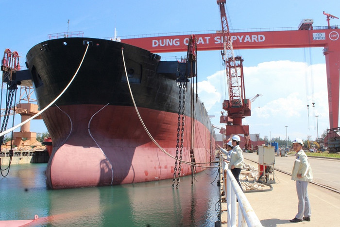 FSO Chí Linh sau khi được sửa chữa tại DQS. FSO Chí Linh sau khi được sửa chữa tại DQS.