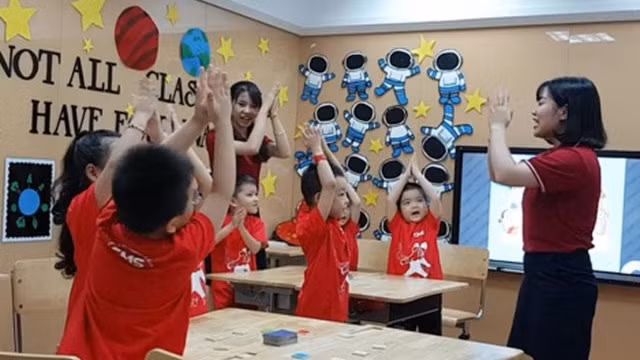 Trẻ em được học bằng trực quan sinh động để kích thích tư duy sáng tạo.