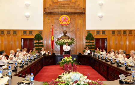 Thủ tướng Nguyễn Tấn Dũng: “Chúng ta phải làm nhiều hơn nữa, tốt hơn nữa để xứng đáng với sự hy sinh to lớn của các anh hùng, liệt sỹ, của đồng chí, đồng bào”. ảnh: VGP. Thủ tướng Nguyễn Tấn Dũng: “Chúng ta phải làm nhiều hơn nữa, tốt hơn nữa để xứng đáng với sự hy sinh to lớn của các anh hùng, liệt sỹ, của đồng chí, đồng bào”. ảnh: VGP.