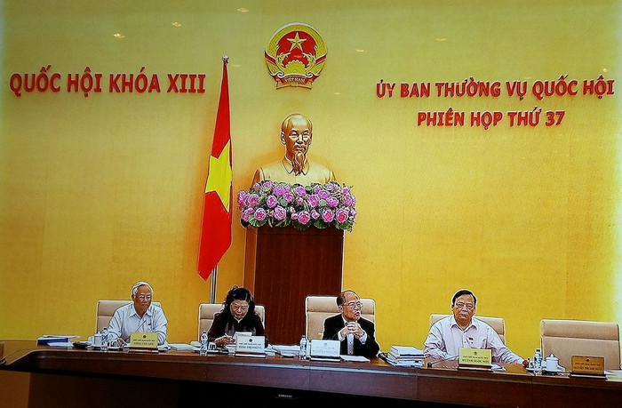 Chủ tịch Quốc hội yêu cầu chấm dứt tình trạng "xử nặng cũng được, tha cũng được, bắt cũng được, buộc tội cũng được, không buộc tội cũng được". Chủ tịch Quốc hội yêu cầu chấm dứt tình trạng "xử nặng cũng được, tha cũng được, bắt cũng được, buộc tội cũng được, không buộc tội cũng được".