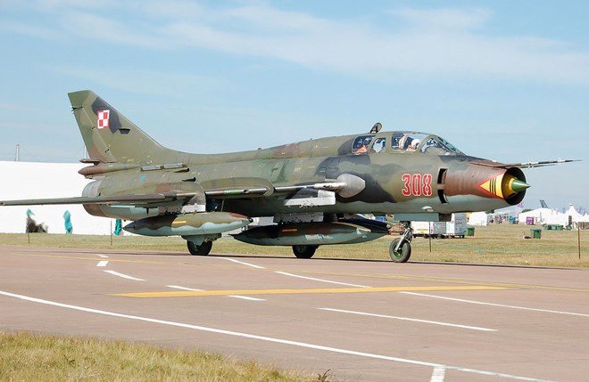 Máy bay tiêm kích SU 22 (Ảnh minh họa: Adrian Pingstone). Máy bay tiêm kích SU 22 (Ảnh minh họa: Adrian Pingstone).