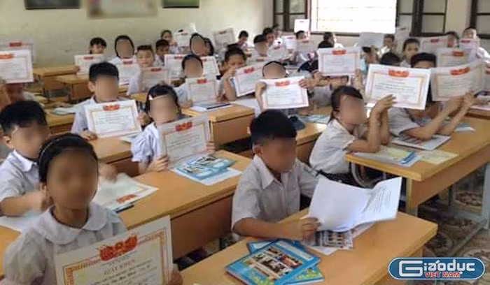 Hiện tượng lạm phát danh hiệu hiện nay khá nhiều ở các cấp học phổ thông (Ảnh minh họa trên giaoduc.net.vn)