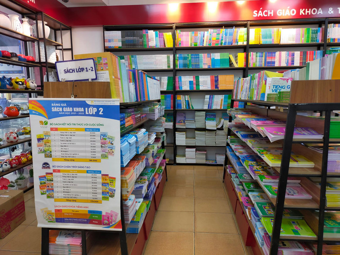 Nhà xuất bản Giáo dục Việt Nam đề xuất sách giáo khoa là mặt hàng thiết yếu Ảnh minh họa: Nhà xuất bản Giáo dục Việt Nam Nhà xuất bản Giáo dục Việt Nam đề xuất sách giáo khoa là mặt hàng thiết yếu Ảnh minh họa: Nhà xuất bản Giáo dục Việt Nam