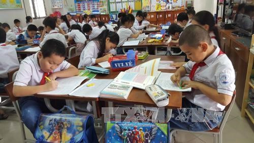 VNEN rơi vào im lặng và những lo sợ cho chương trình, sách giáo khoa mới ảnh 2 VNEN rơi vào im lặng và những lo sợ cho chương trình, sách giáo khoa mới ảnh 2