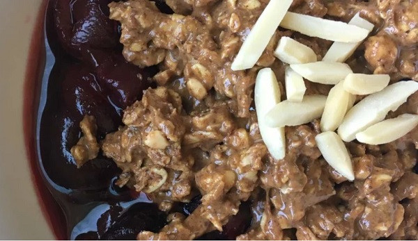 Bánh hạnh nhân - phomai Bánh hạnh nhân - phomai