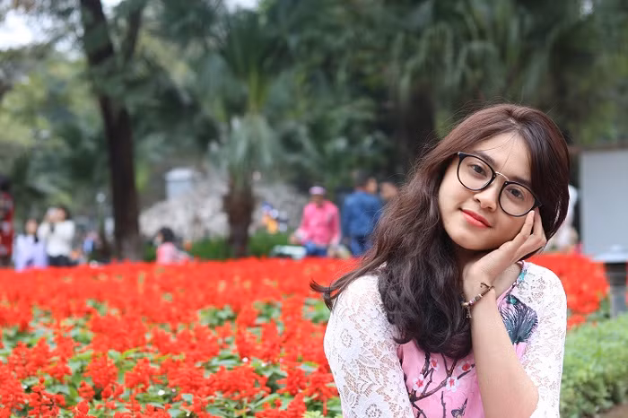 Trịnh Mỹ Linh cô sinh viên, xinh đẹp, nhiệt tình với những thành tích học tập đáng nể (Ảnh: nhân vật cung cấp).