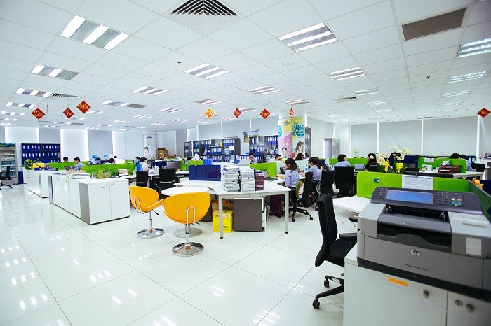 Nhân viên Vinamilk luôn được làm việc trong không gian văn phòng mở, kích thích sáng tạo. Nhân viên Vinamilk luôn được làm việc trong không gian văn phòng mở, kích thích sáng tạo.