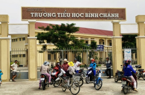 Trường tiểu học Bình Chánh (Ảnh minh họa: Văn Bình) Trường tiểu học Bình Chánh (Ảnh minh họa: Văn Bình)