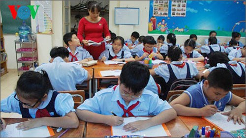 Chuyên gia giáo dục dự đoán lý do cô giáo lên lớp mà không nói gì ảnh 2 Chuyên gia giáo dục dự đoán lý do cô giáo lên lớp mà không nói gì ảnh 2