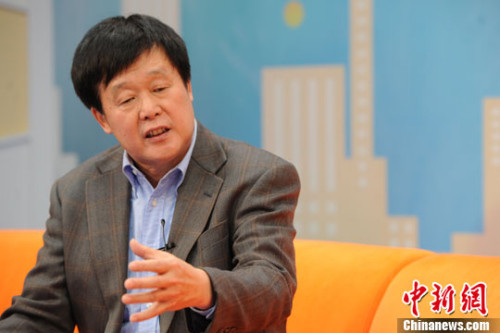 Vương Tân Sinh, giáo sư đại học Bắc Kinh Vương Tân Sinh, giáo sư đại học Bắc Kinh