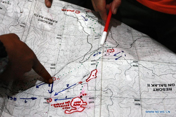 . Các chuyên gia cứu hộ khoanh vùng tìm kiếm dựa trên tín hiệu cuối cùng do chiếc máy bay để lại.