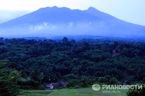 Núi Salak - nơi chiếc máy bay của Nga gặp nạn