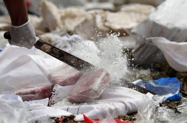 Trong hai năm qua, chính quyền Panama đã tăng cường các chiến dịch trấn áp nạn buôn bán ma túy trên toàn châu Mỹ La tinh. Trong hai năm qua, chính quyền Panama đã tăng cường các chiến dịch trấn áp nạn buôn bán ma túy trên toàn châu Mỹ La tinh.