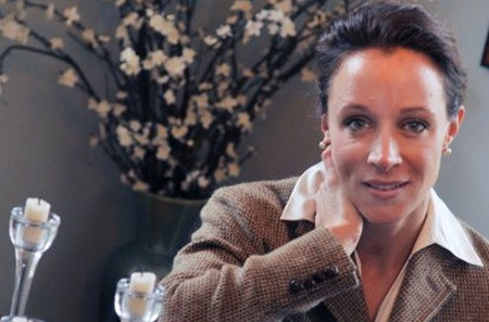 Thông minh, xinh đẹp, quyến rũ. Người tình bí mật Paula Broadwell đã khiến cựu Giám đốc CIA David Petraeus mất ghế. Ảnh AP