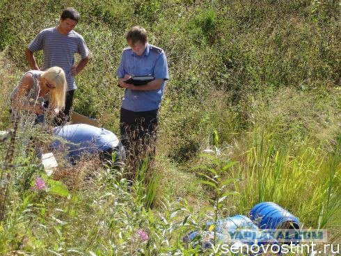 Cảnh sát Nga tại hiện trường, nơi tìm thấy lượng lớn bào thai người. Cảnh sát Nga tại hiện trường, nơi tìm thấy lượng lớn bào thai người.