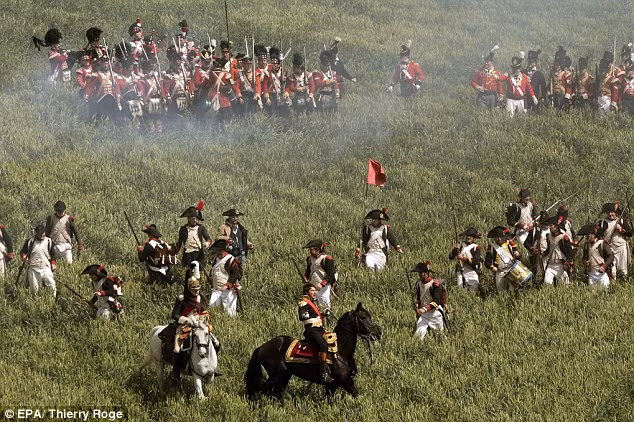 Ước tính đã có khoảng 32.000 binh sĩ của hai bên thiệt mạng trong trận đánh diễn ra chỉ trong vòng 1 ngày tại Waterloo năm 1815.