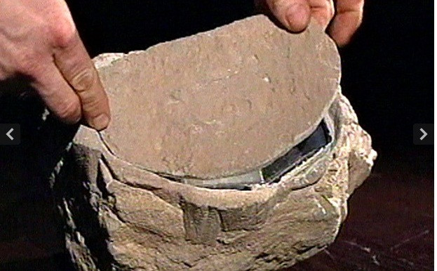 Một hòn đá giả của điệp viên Anh được tìm thấy tại Moscow