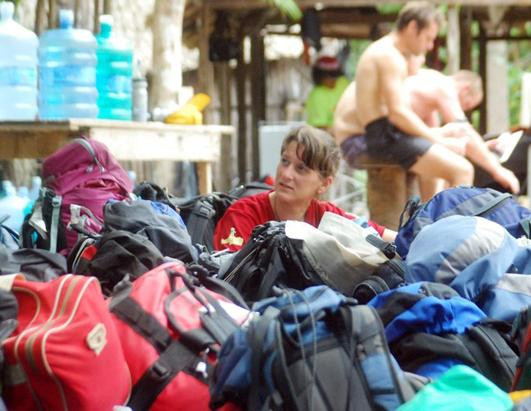 Họ phải dậy từ 5h sáng...