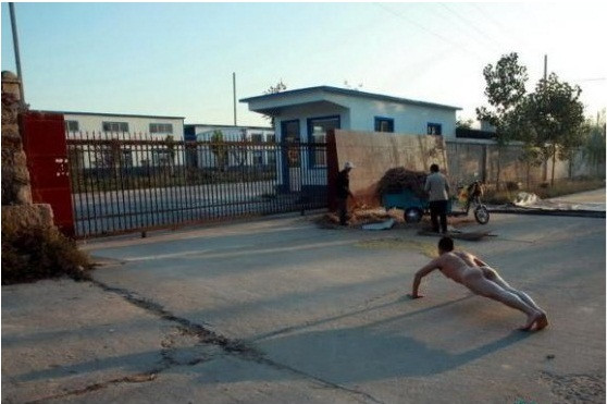 Ảnh chụp ngày 13/9/2011 đánh dấu sự cố rò rỉ dầu ở Sơn Đông Ảnh chụp ngày 13/9/2011 đánh dấu sự cố rò rỉ dầu ở Sơn Đông