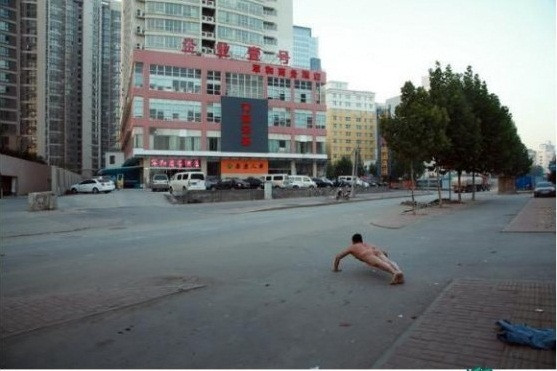 Ảnh chụp ngày 1/9/2011 về sự cố liên quan tới các khoản cho vay gây tranh cãi của Song Foundation tỉnh Hà Nam Ảnh chụp ngày 1/9/2011 về sự cố liên quan tới các khoản cho vay gây tranh cãi của Song Foundation tỉnh Hà Nam