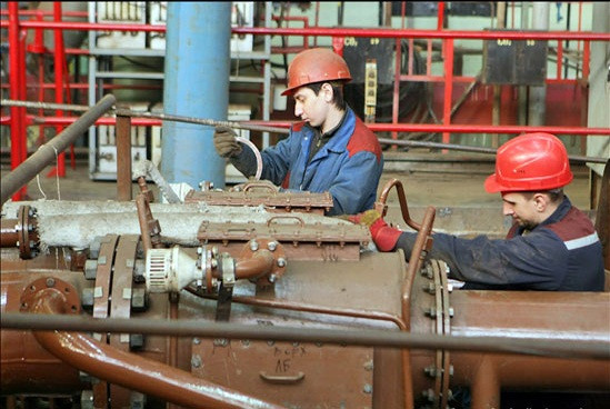 Bên trong nhà máy sửa chữa tàu ngầm Zvezdochka Bên trong nhà máy sửa chữa tàu ngầm Zvezdochka