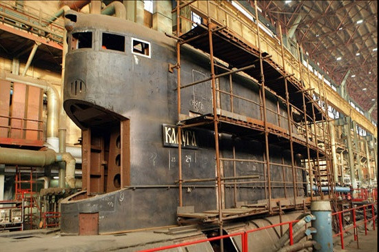Bên trong nhà máy sửa chữa tàu ngầm Zvezdochka Bên trong nhà máy sửa chữa tàu ngầm Zvezdochka