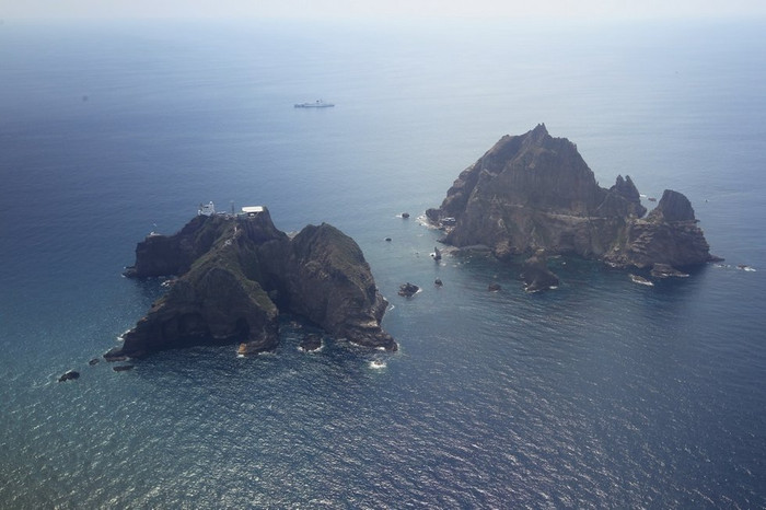Đảo Dokdo/Takeshima. Đảo Dokdo/Takeshima.