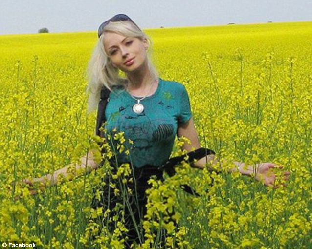 Bức ảnh đời thường nhất của Valeria Lukyanova