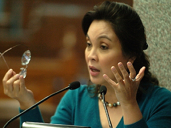 Chủ tịch Ủy ban đối ngoại của Thượng viện Philippines Loren Legarda Chủ tịch Ủy ban đối ngoại của Thượng viện Philippines Loren Legarda