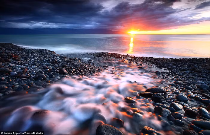 Hoàng hôn gần Húsavík, bắc Iceland