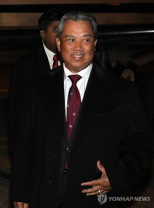 Phó Thủ tướng Malaysia Tan Sri Muhyiddin Yassin đến Gimpo ngày 25/3