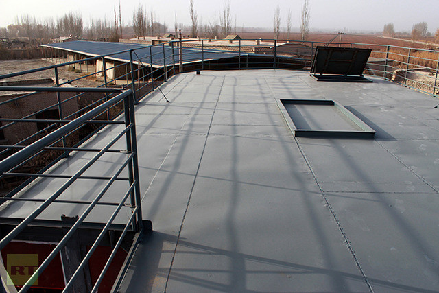 Con tàu của Lục Chính Hải đang được khẩn trương hoàn thành trước "ngày tận thế".