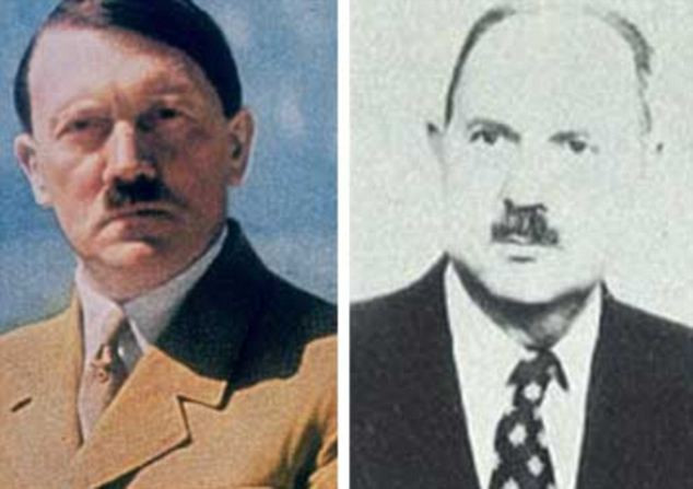 Chân dung của Hitler và ông Jean-Marie Loret (trái) Chân dung của Hitler và ông Jean-Marie Loret (trái)