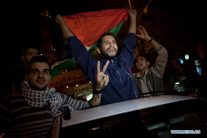 Trong vòng 24 giờ lệnh ngừng bắn có hiệu lực, Dải Gaza sẽ mở cửa cho người và hàng hóa tự do di chuyển.