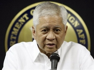 Ngoại trưởng Philippines Albert del Rosario. (Ảnh: AP) Ngoại trưởng Philippines Albert del Rosario. (Ảnh: AP)