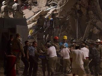 Hiện trường tòa nhà văn phòng 18 tầng đổ sập