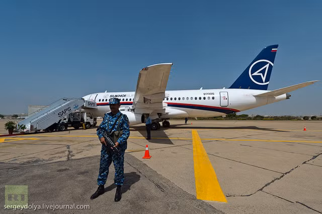 Chiếc Sukhoi Superjet-100 trước khi gặp tai nạn khủng khiếp (ảnh RT,sergeydolya)