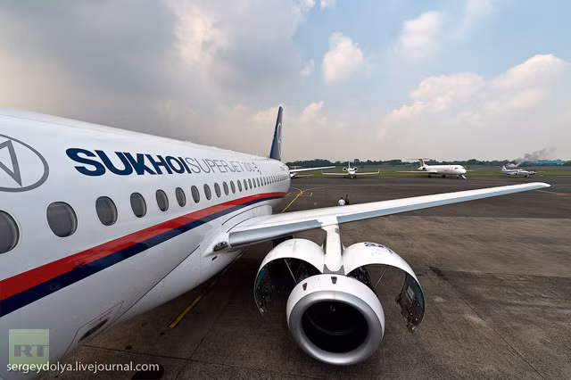 Chiếc Sukhoi Superjet-100 trước khi gặp tai nạn khủng khiếp (ảnh RT,sergeydolya)