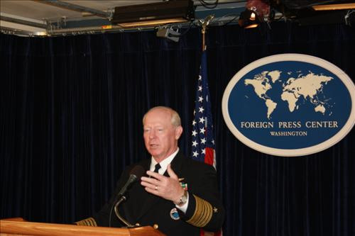 Đô đốc Robert Willard, Đô đốc Robert Willard,