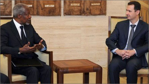 Tổng thống Syria (phải) và phái viên Kofi Annan trong cuộc gặp ngày 10/3 (Ảnh: AFP) Tổng thống Syria (phải) và phái viên Kofi Annan trong cuộc gặp ngày 10/3 (Ảnh: AFP)