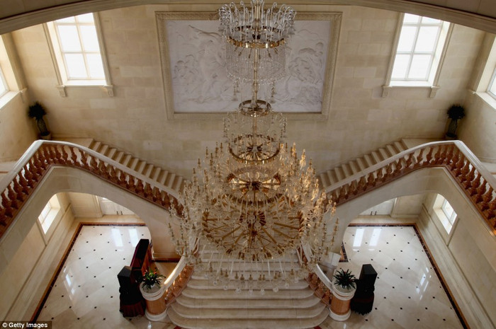 Zhang Laffitte Chateau vừa là khách sạn hạng sang, vừa là một bảo tàng rượu.