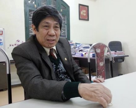 PGS.TS Nguyễn Hữu Tri bàn về chuyện chạy chức, chạy quyền (ảnh: Báo Đất Việt) PGS.TS Nguyễn Hữu Tri bàn về chuyện chạy chức, chạy quyền (ảnh: Báo Đất Việt)