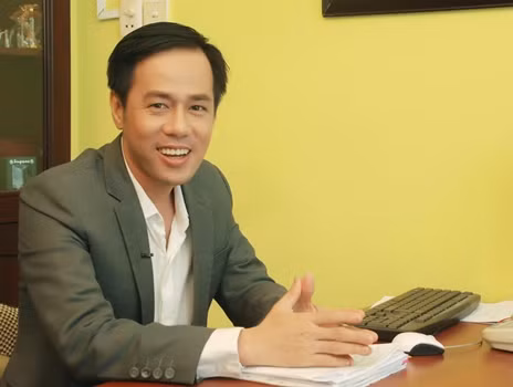 PGS Tâm lý Huỳnh Văn Sơn (ảnh: Petrotimes) PGS Tâm lý Huỳnh Văn Sơn (ảnh: Petrotimes)