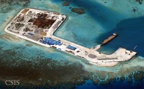 Ảnh chụp vệ tinh đá Tư Nghĩa, quần đảo Trường Sa ngày 15/11/2014.