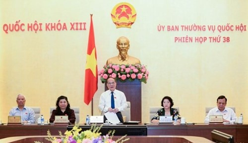 Phiên họp thứ 38 của Ủy ban Thường vụ Quốc hội tiếp tục thảo luận về Bộ luật dân sự (sửa đổi). ảnh: Cổng ĐTQH.