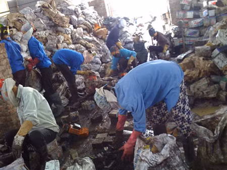 Vì sao nhiều người Việt "ít sợ lâu"? ảnh 2