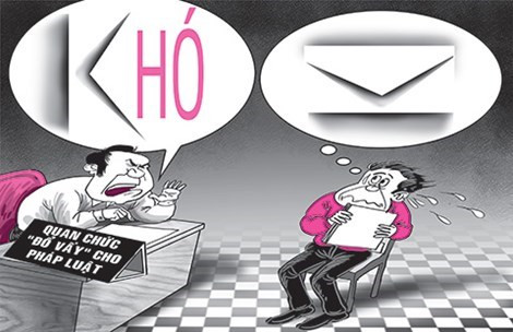 Quan chức đã “hạ cánh”, những ai đã bị lôi ra xử lý? ảnh 2