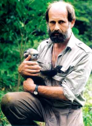 Ông Tilo, Giám đốc Trung tâm cứu hộ thú linh trưởng Cúc Phương (Ảnh: internet) Ông Tilo, Giám đốc Trung tâm cứu hộ thú linh trưởng Cúc Phương (Ảnh: internet)