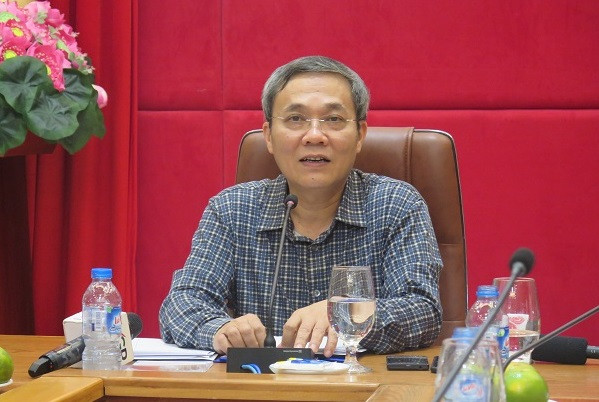 Ông Phạm Lương Sơn - Phó Tổng Giám đốc Bảo hiểm xã hội Việt Nam. Ông Phạm Lương Sơn - Phó Tổng Giám đốc Bảo hiểm xã hội Việt Nam.
