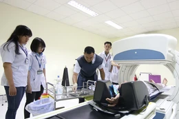 Điểm chuẩn Kỹ thuật Y sinh năm 2025: Trường top lấy trên 26 điểm, nhiều nơi chỉ 15 điểm